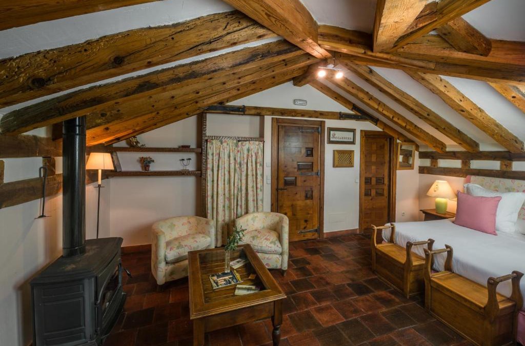 Navafria House | Posada Real Mingaseda