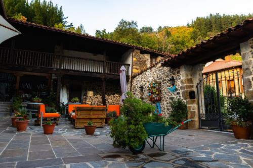 Cillorigo de Liebana Hotel | Posada Villa Matilde