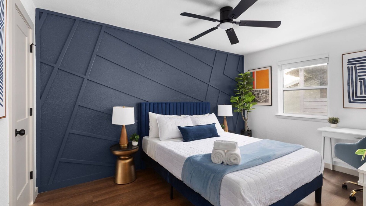 South Lamar Apartment | Posh & Serene 2BR w Private Patio