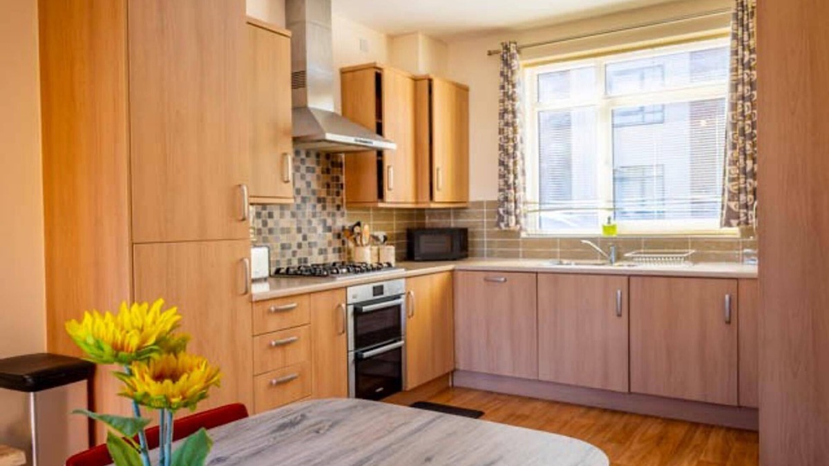 Bletchley House | Posh Wetheringsett in Milton Keynes