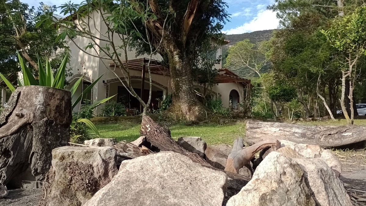 Vale do Capao Hotel | Pousada Canto das Cachoeiras