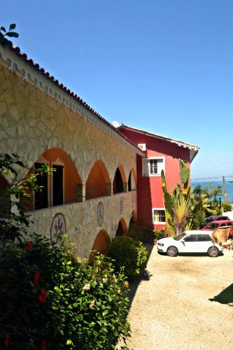 Boicucanga Beach Hotel | Pousada Casa de Pedra