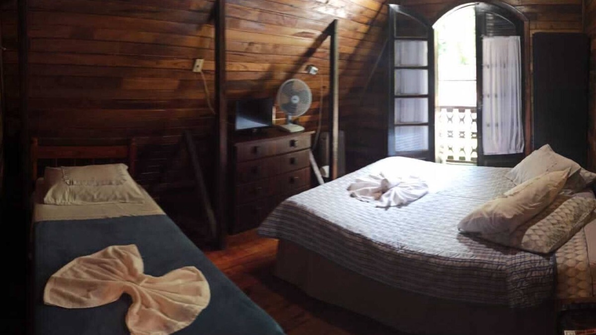 Bairro Lago Negro Hotel | Pousada Chalé das Neves