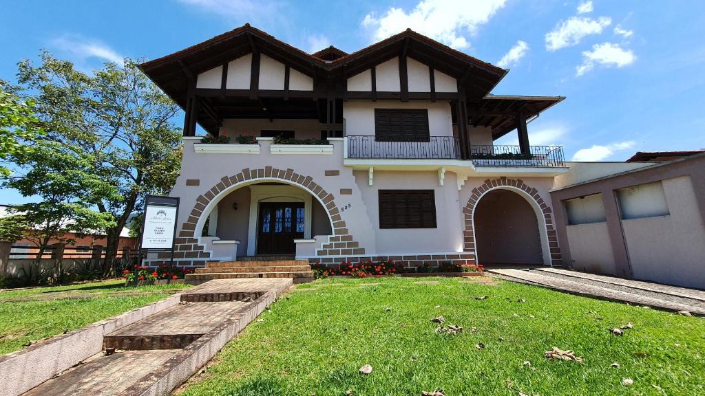 Ascurra House | Pousada dos Arcos