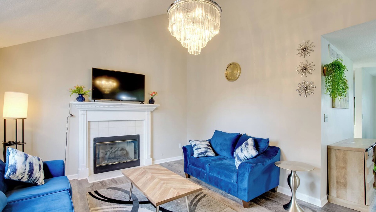 Powder Springs Cottage | Powder Springs Getaway - Patio & Lake Access!