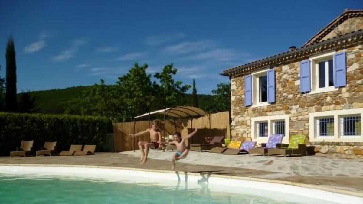 Molieres-sur-Ceze House | Prachtige Gites met Uniek Zwembad