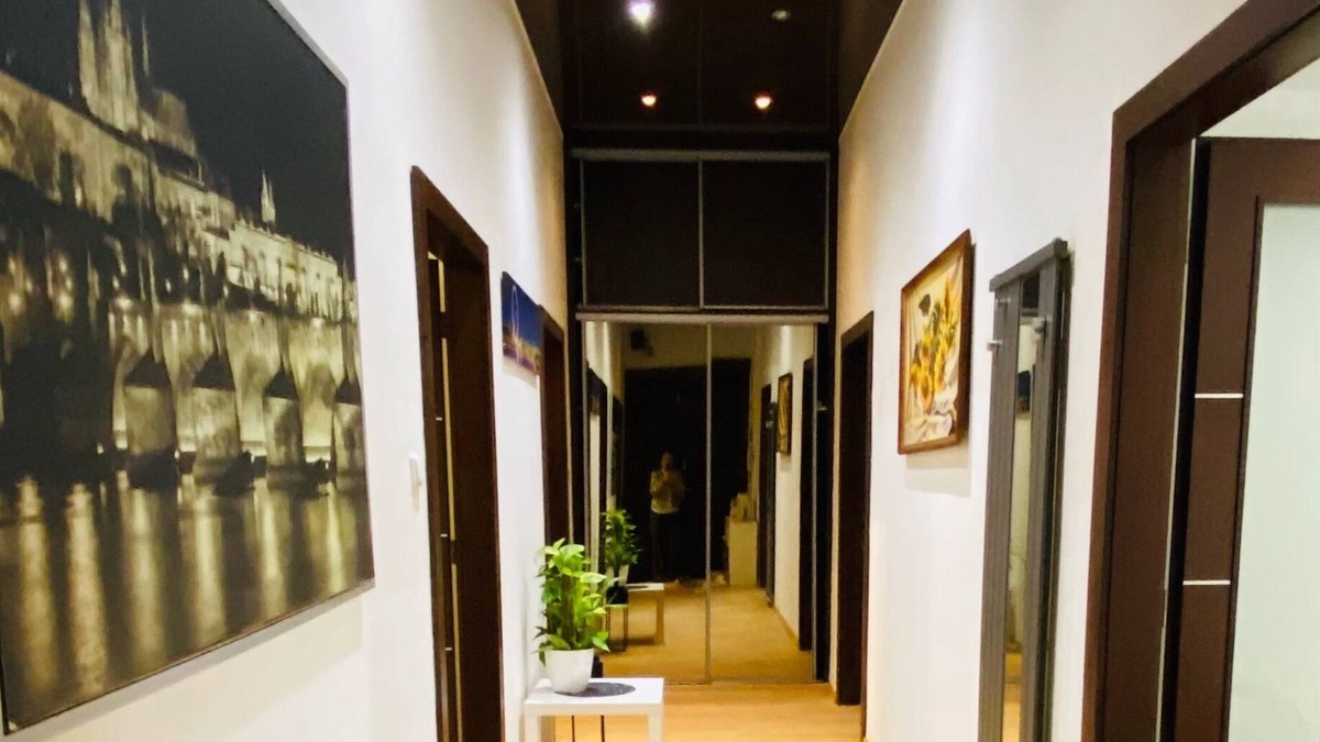 Prague 5 Apartment | Prague Service Apartment - Central Square Location