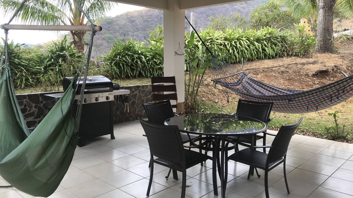 Escobal House | Precious Pacific Sunset View Home