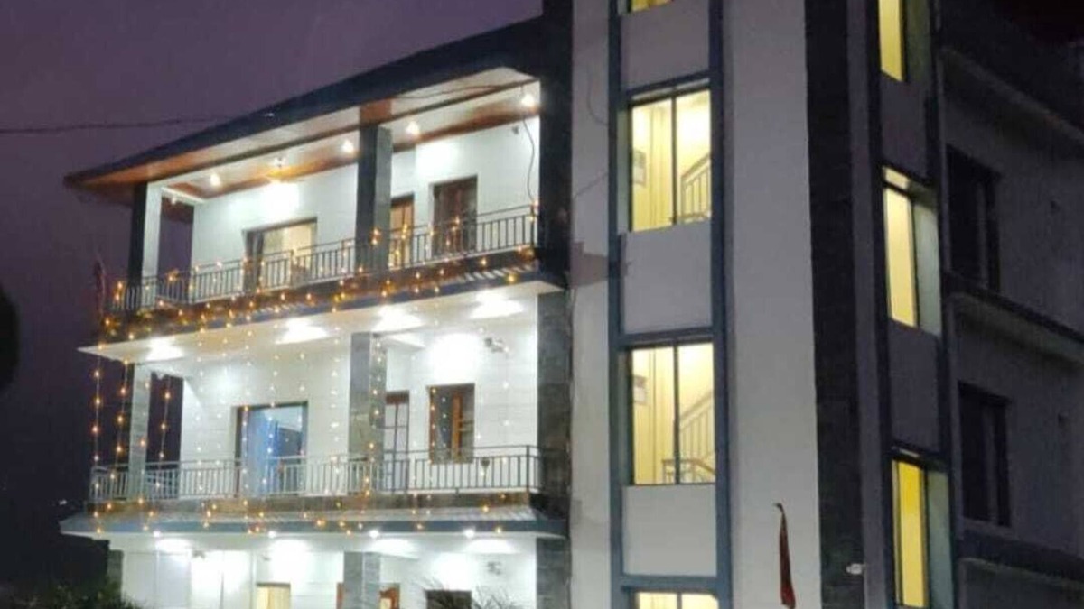 Holta Hotel | Prem BNB By Madstays