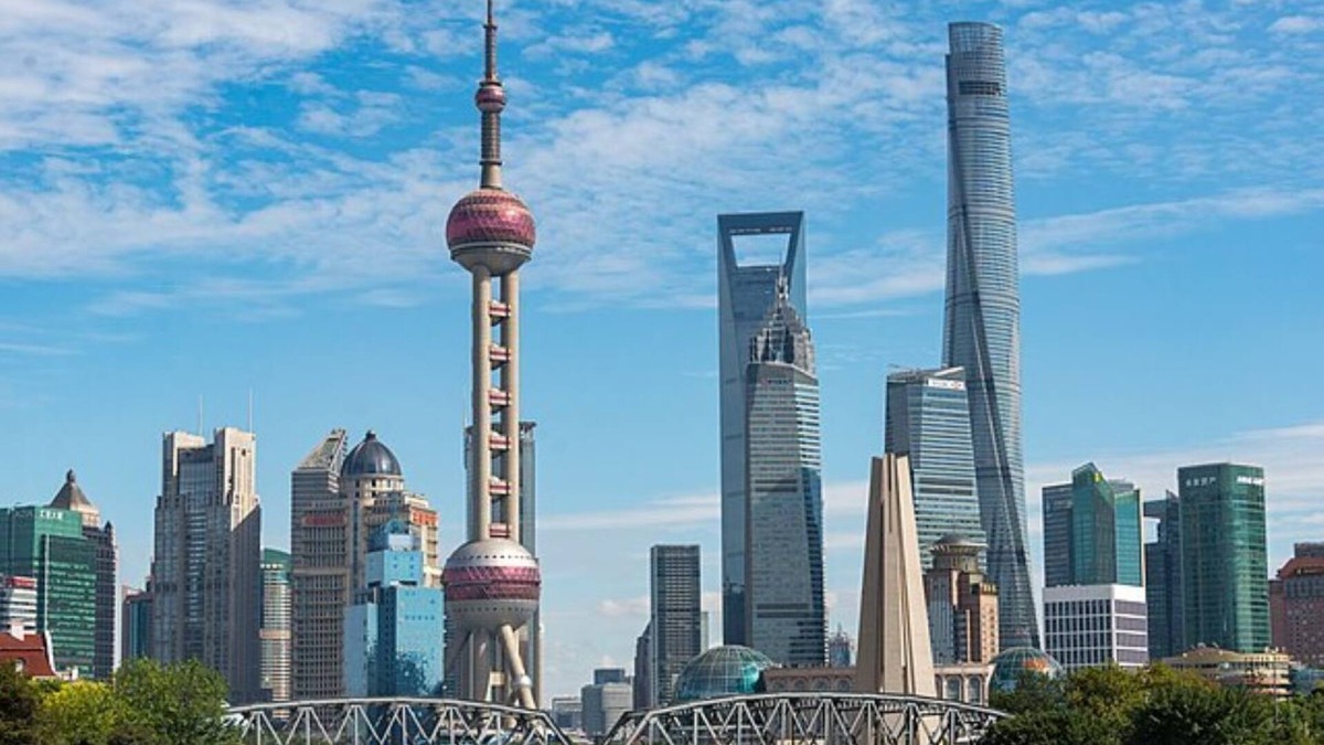 Lujiazui Apartment | Premier 2 Bedroom Apartment at at Huaihai Road Huangpu Shanghai