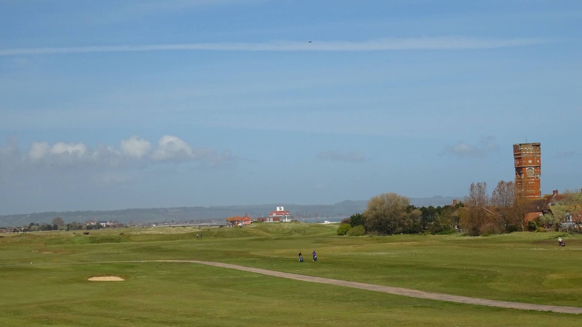 Littlestone-on-Sea House | Premier 3 bedroom house. Near to beach and Golf course