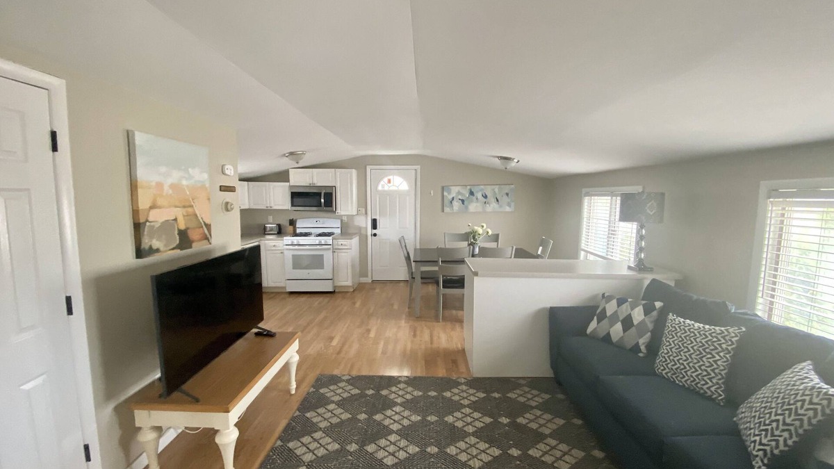 Ortley Beach House | PREMIER HOST- 2BR SEASIDE PARK SUITE572, One Short Block to Beach, Kit, Liv Room