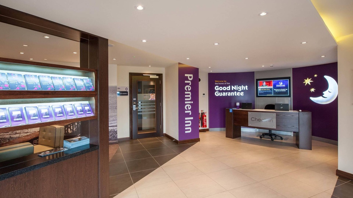 Barrow-in-Furness Hotel | Premier Inn Barrow-In-Furness