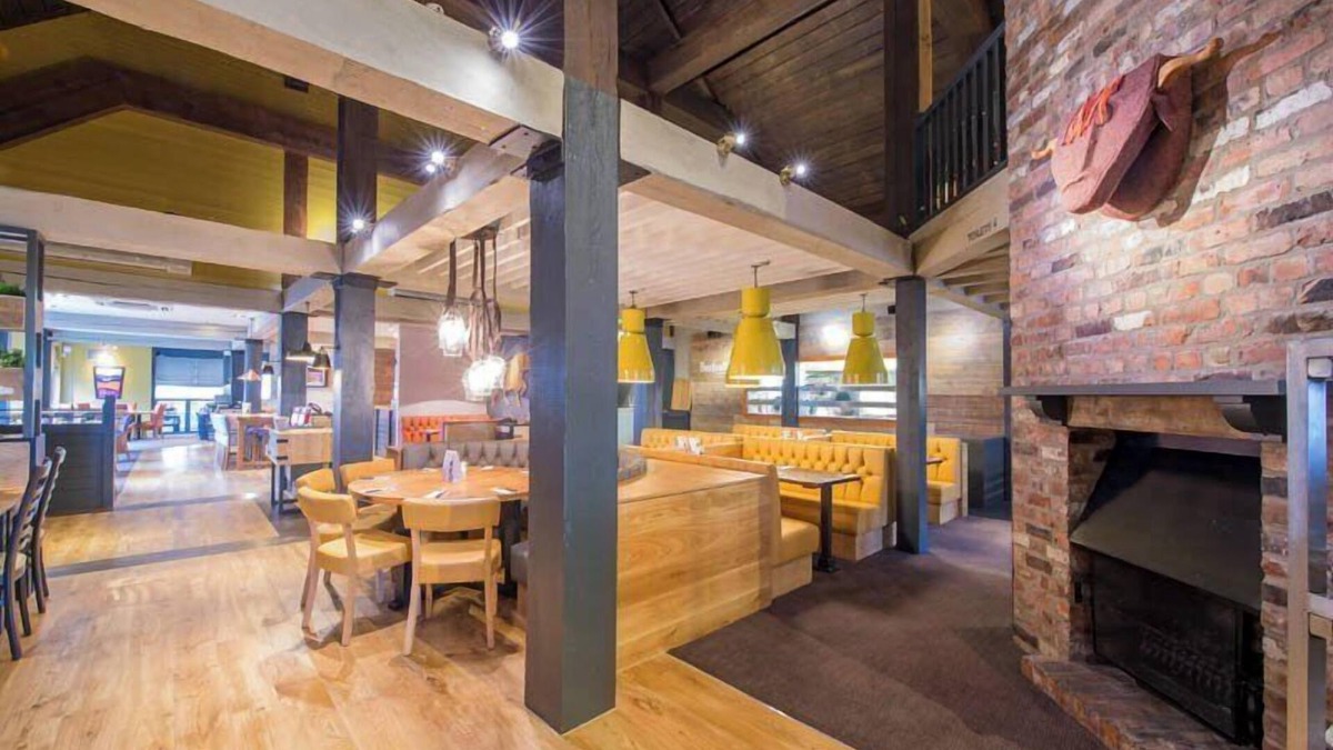 Crewe Hotel | Premier Inn Crewe West