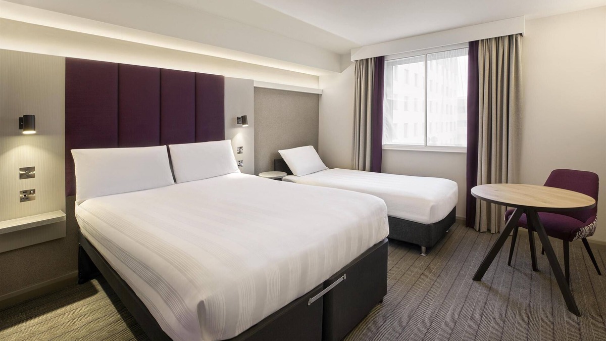 Dorchester Hotel | Premier Inn Dorchester