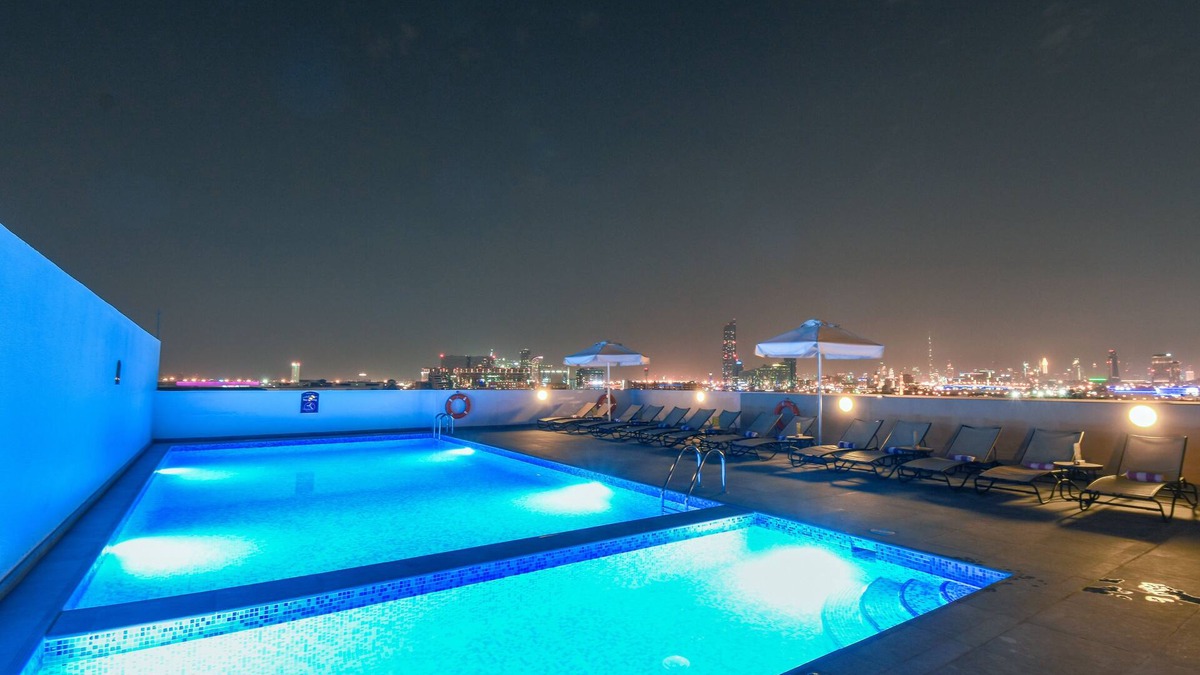 Garhoud Hotel | Premier Inn Dubai International Airport