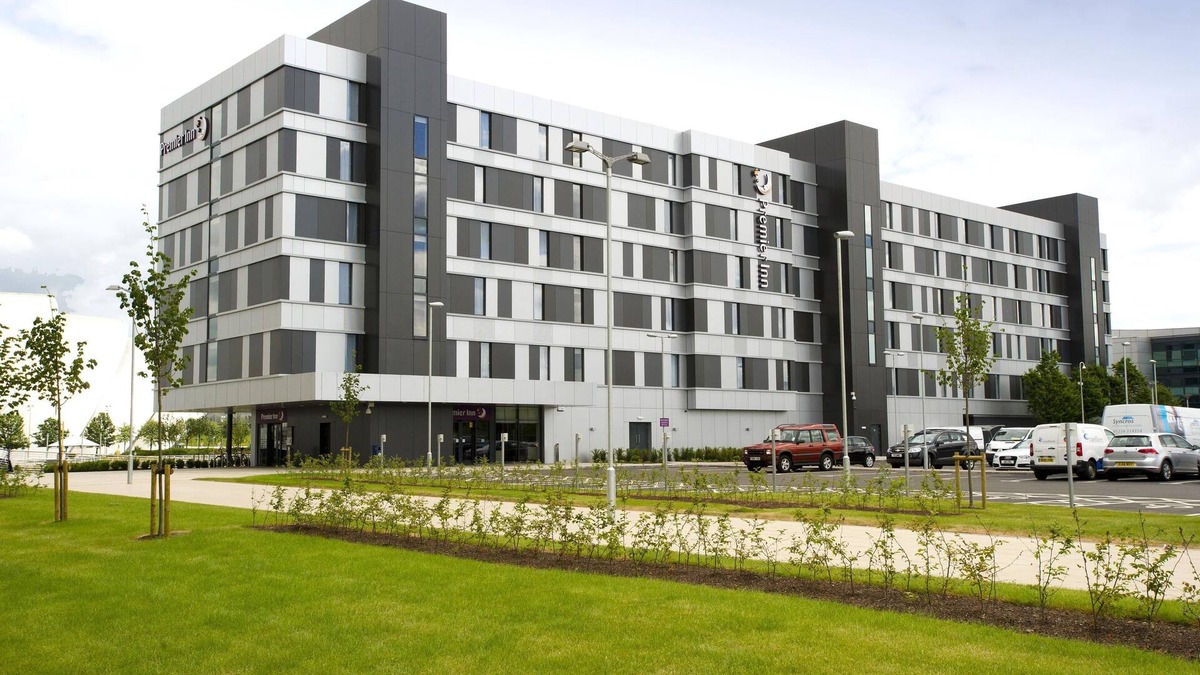 Glasgow Hotel | Premier Inn Glasgow Pacific Quay