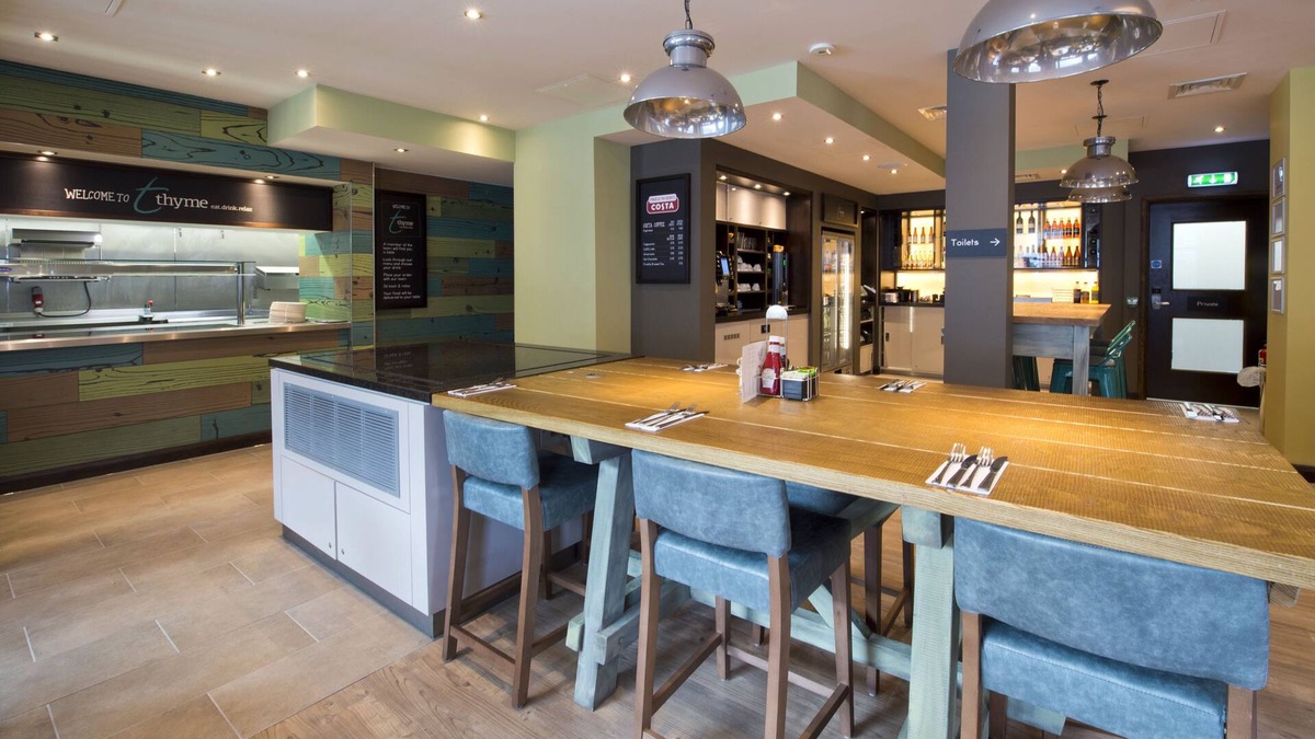 Battersea Hotel | Premier Inn London Clapham