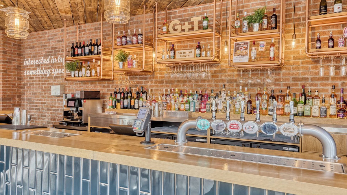 Central Milton Keynes Hotel | Premier Inn Milton Keynes Central - Avebury Boulevard