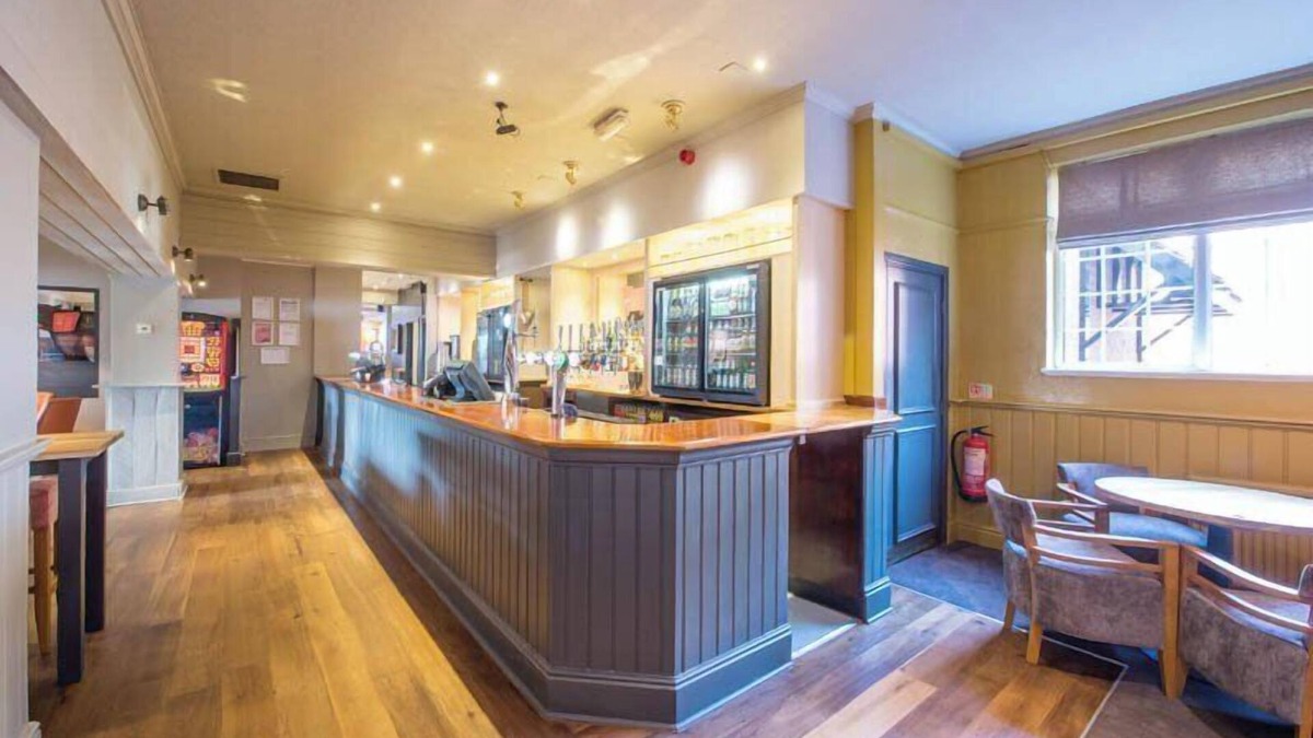 Ridgeway Hotel | Premier Inn Rotherham East - M18/M1