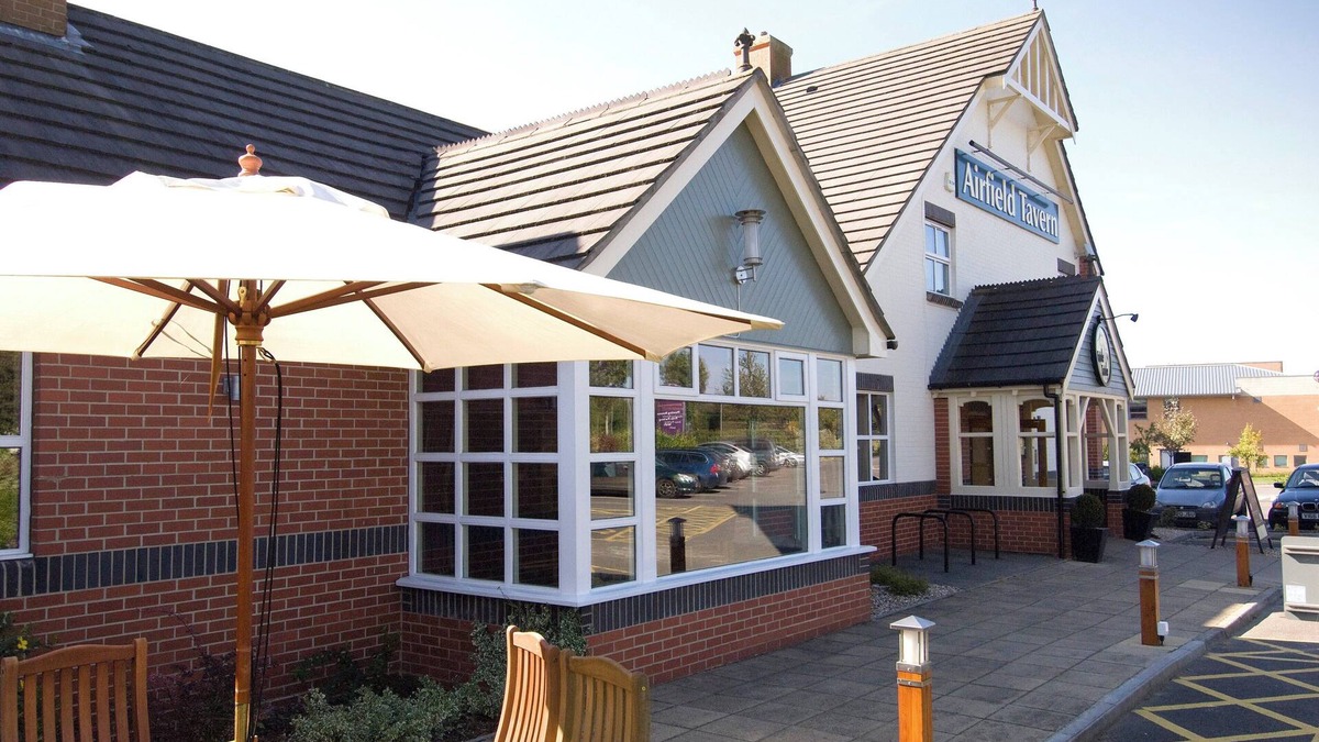 Brympton Hotel | Premier Inn Yeovil Airfield
