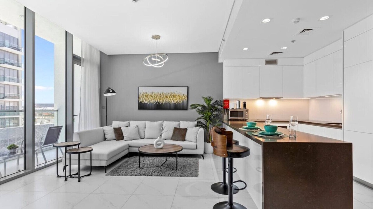 Dubai Apartment | Premium 1-BR with Exquisite Layout in District One