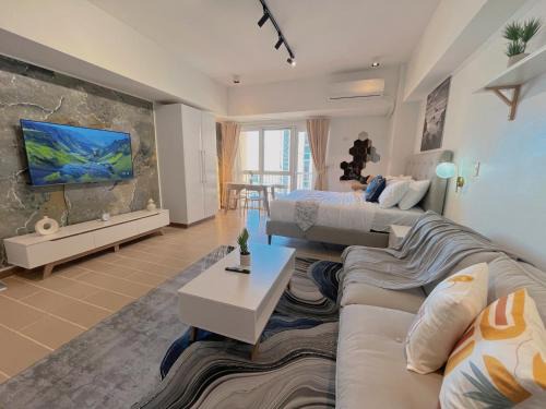 Pinagsama Apartment | PREMIUM 1BR Venice Canal Suite, Pool, Gym, Sauna & 5G Wi-Fi, Ste 16