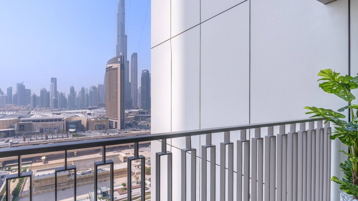Bur Dubai Apartment | Premium 2BHK Burj Khalifa Views Near Dubai Mall