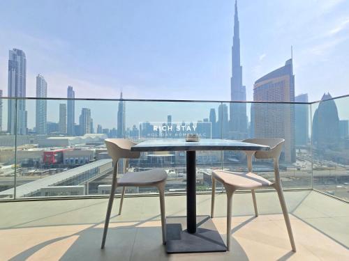 Bur Dubai Apartment | Premium 3BR plus Maids Burj Khalifa & Dubai Mall view
