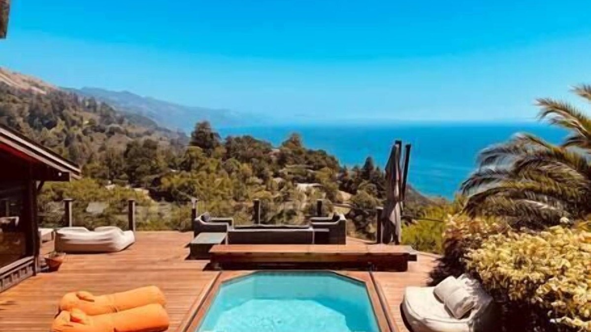 Posts House | Premium Central Big Sur location, pool & spa, spectacular south views, 5 acres