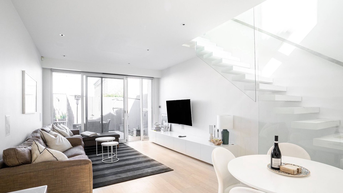 South Melbourne House | Premium double story terrace house ~ 5★ Location