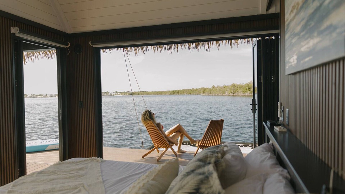 Key Largo Boat Rental | Premium Floating Bungalow by Stay Ombi