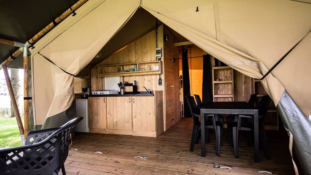 La Salle-en-Beaumont House | Premium lodge tent with sanitary facilities for 5 people 5 people