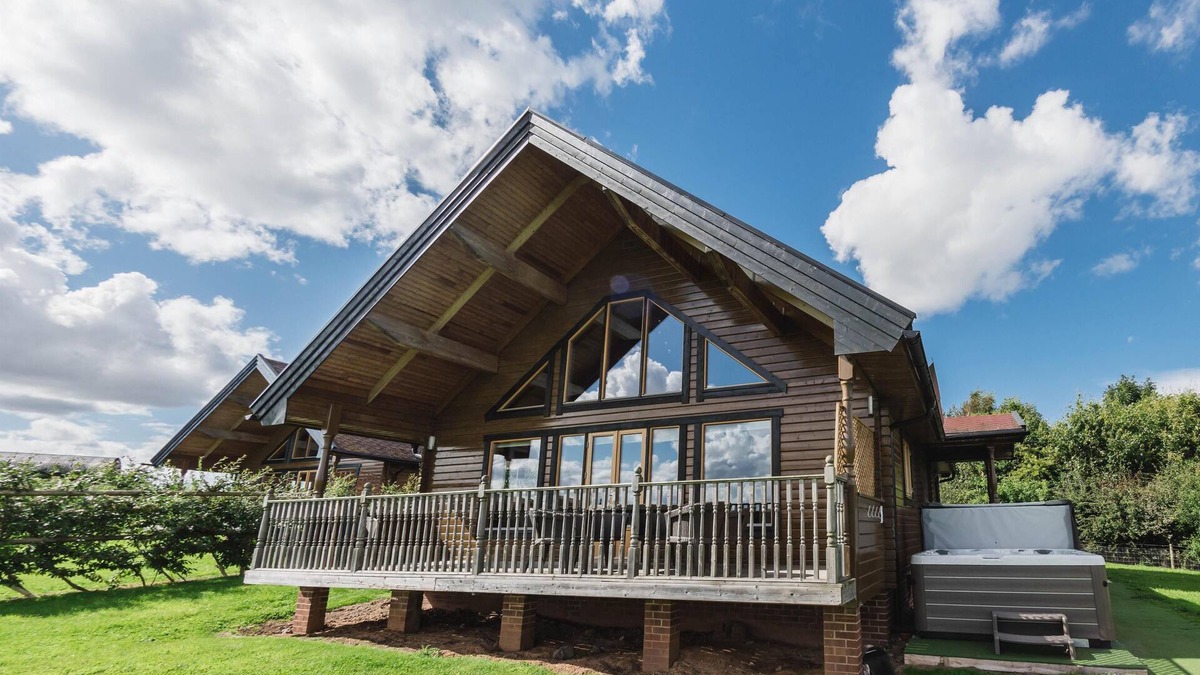 Nunthorpe Apartment | Premium Lodge at Blackthorn Gate