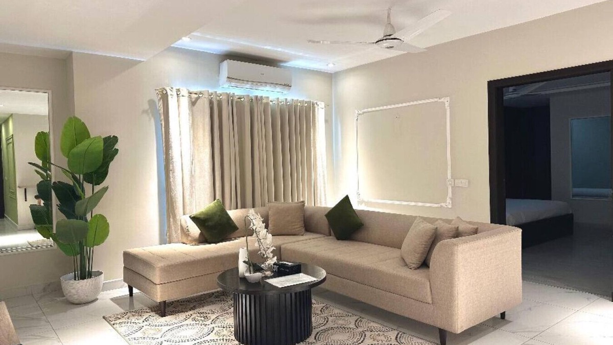 Lahore Apartment | Premium Luxury Apartment – Perfect for 5 Guests