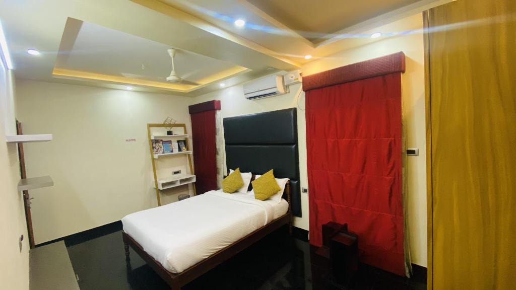 Palayam House | Premium Luxury Serviced villa in the heart of the city