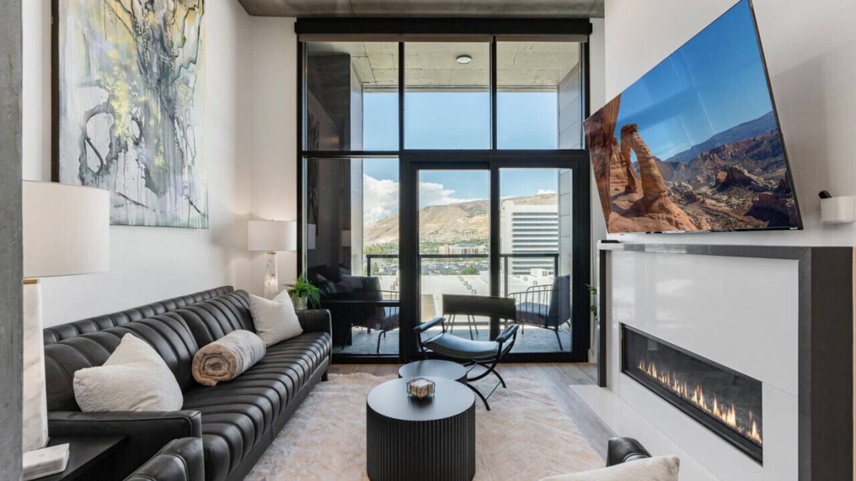 Rio Grande Apartment | Premium SLC Luxury- Penthouse VIEWS+ Top Amenities