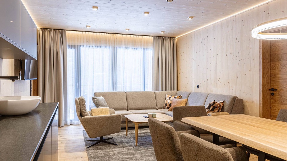Saalbach Apartment | Premium suite for up to 7 people & private wellness area