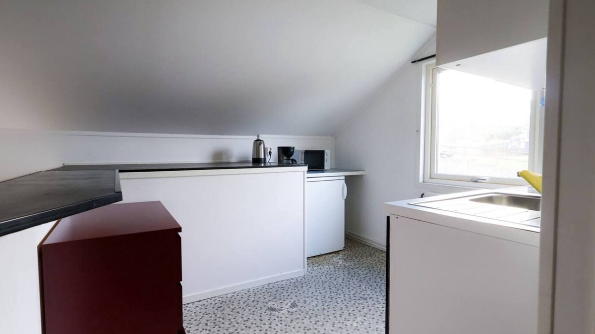 Molndal Apartment | Premium Workers Home | Near Volvo | Parking