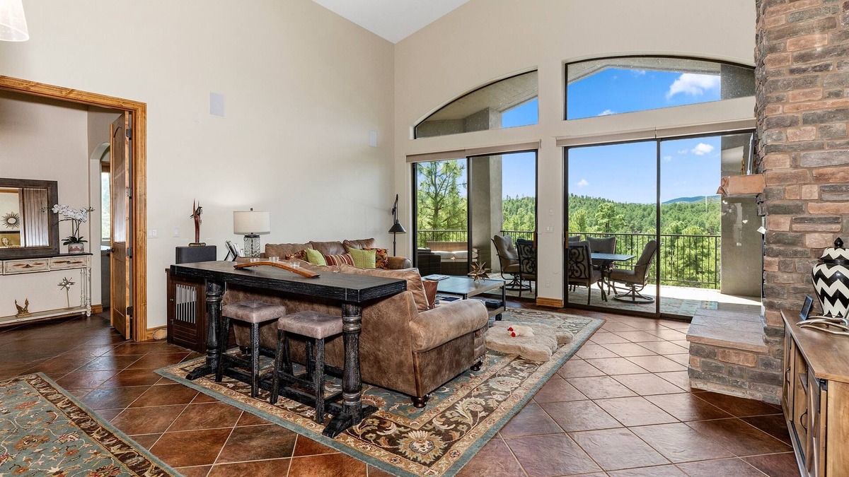 Hidden Valley Ranch House | Prescott's #1 Luxe Mountain Sanctuary | Cozy Spa | Golf | Majestic Views