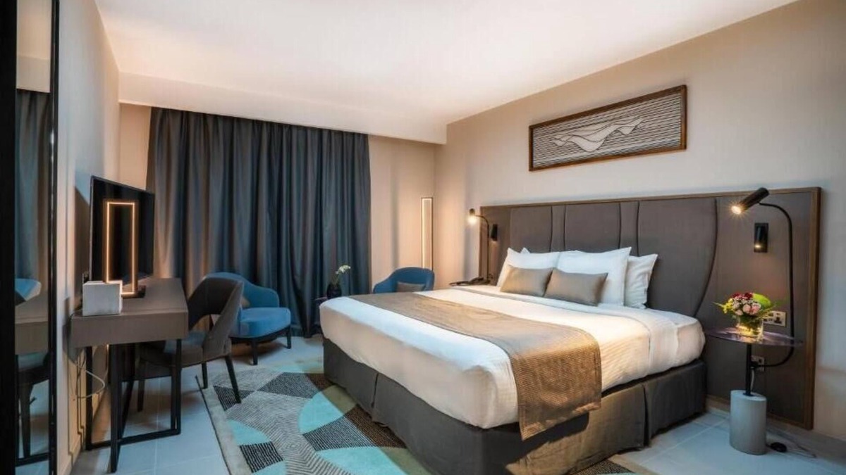 Al Majaz Apartment | Presidential Suite Near Nakheel Osais