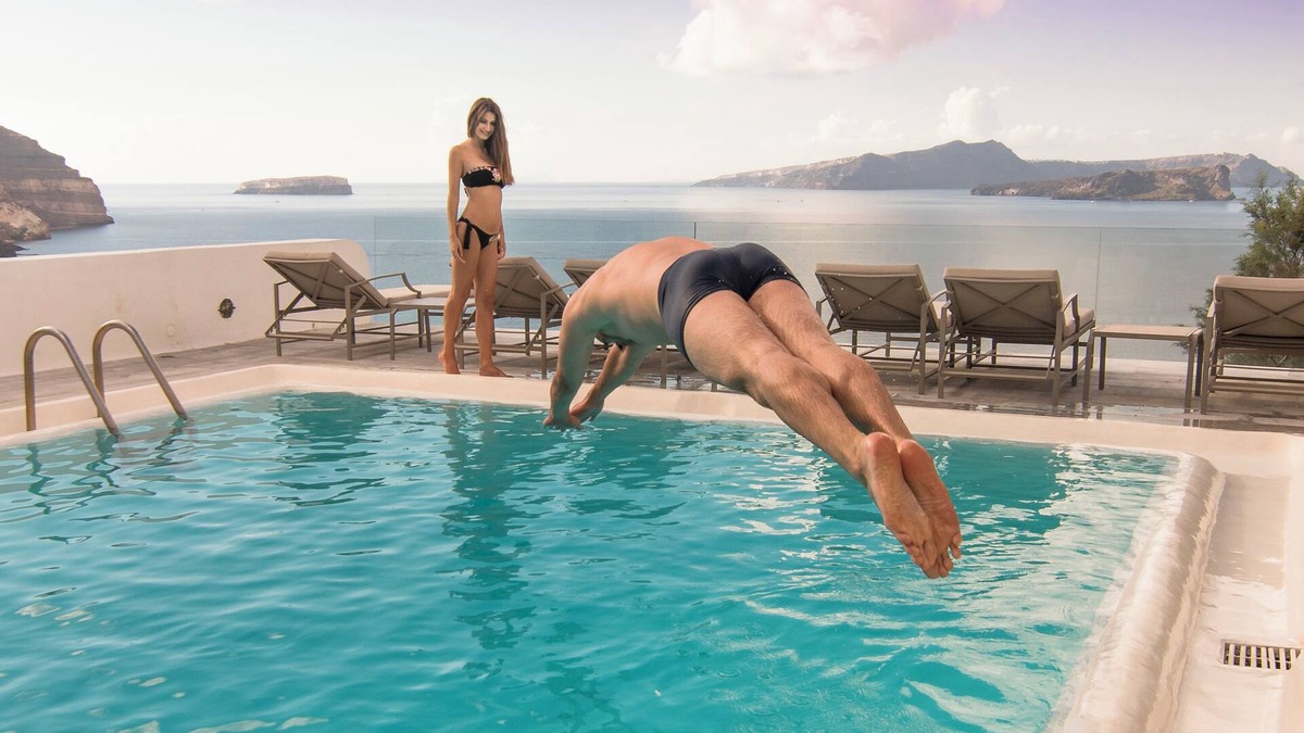 Santorini Villa | PRESIDENTIAL VILLA exudes the tranquility and allure of a Cycladic oasis.