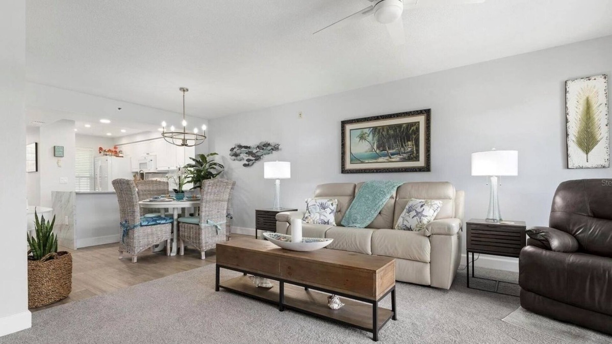 Plantation Condo | Prestigious PGA Golf & Country Club condo on 10th hole now booking for 2026!