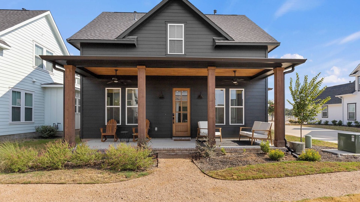 Driftwood Other | Prestine home near wineries, wedding venues and distilleries!