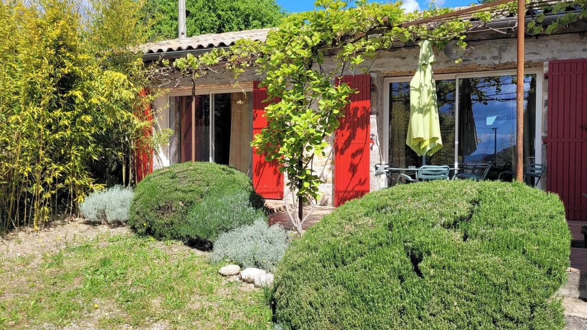 Vesseaux Other | pretty cottage in renovated farmhouse