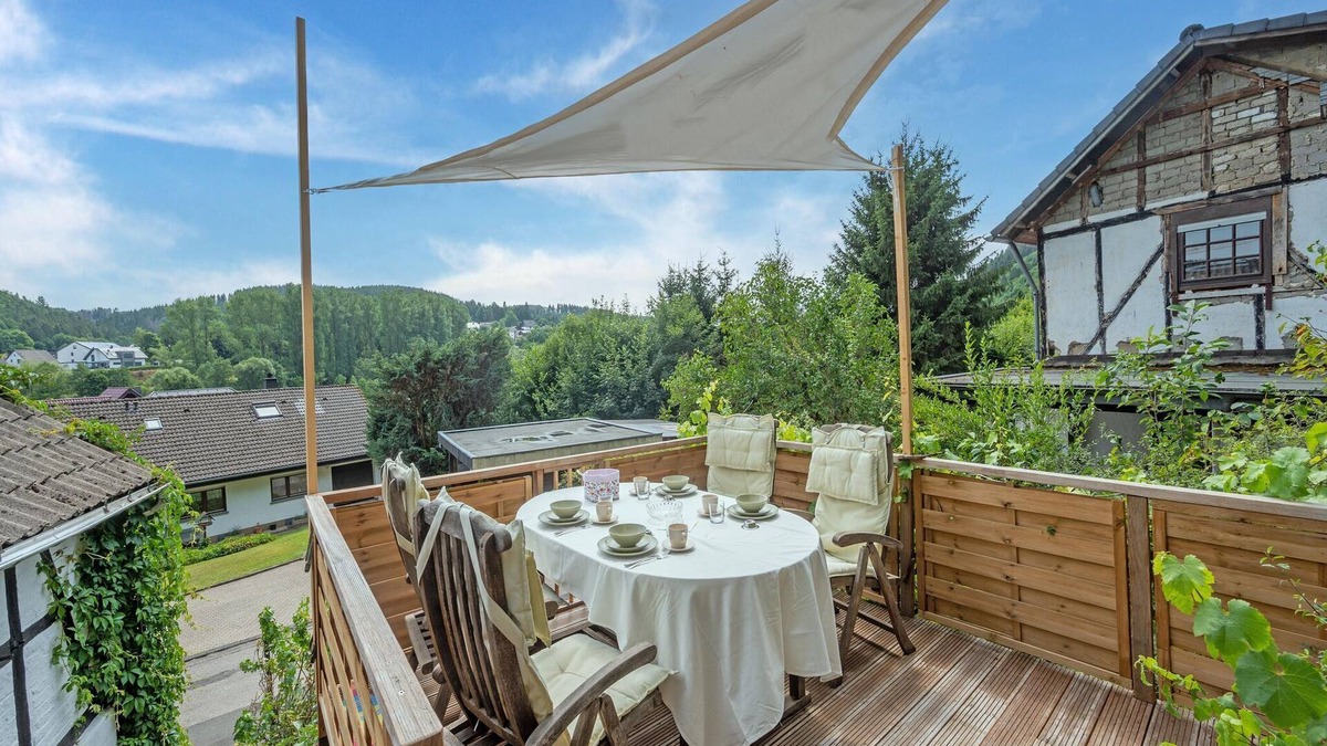Schleiden House | Pretty Holiday Home in Schleiden with Balcony and Barbecue
