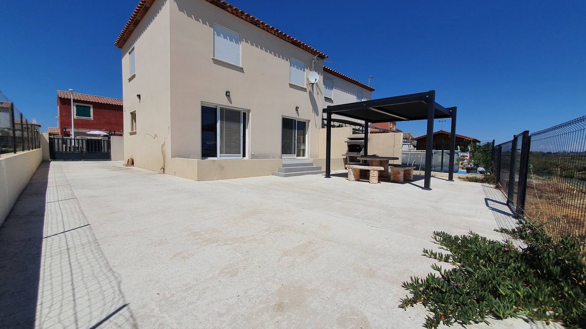 Salin-de-Giraud House | Pretty holiday home in the Camargue