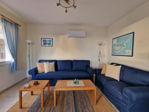 Peyia Town House | Pretty Peyia Cottages