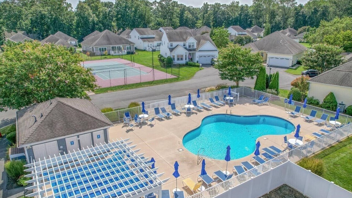 Keys Of Marsh Harbor House | Price Drop! Spacious/Pond View Easy Bike Ride to Rehoboth Beach 3BR Home