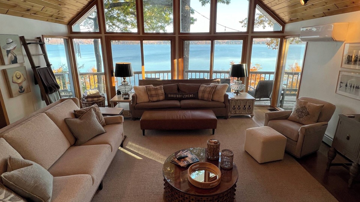 Beulah House | PRIME 2025 FALL OPENINGS-BEAUTIFUL LAKE RETREAT-SLPS 20